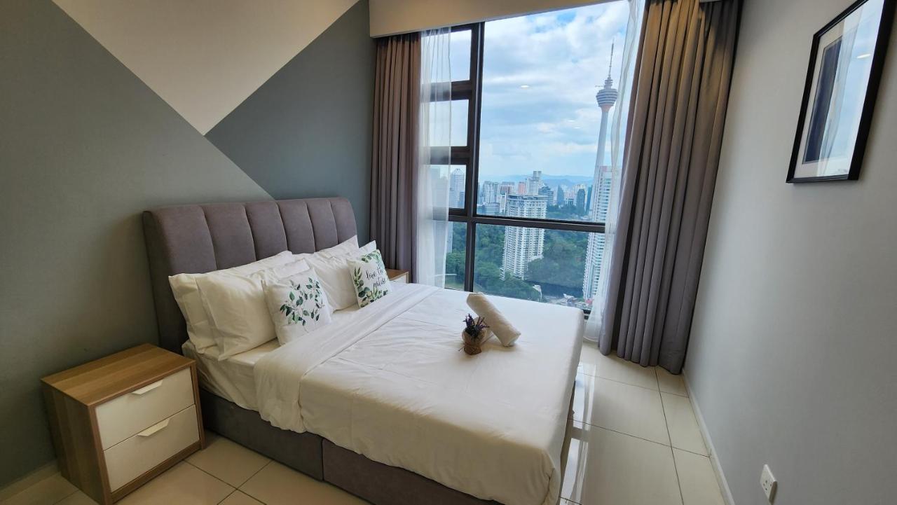 Skyline View In Bukit Bintang The Robertson 42f Kuala Lumpur