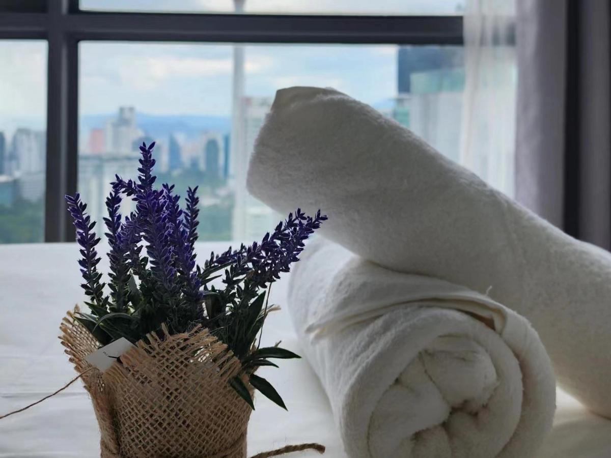 Skyline View In Bukit Bintang The Robertson 42f